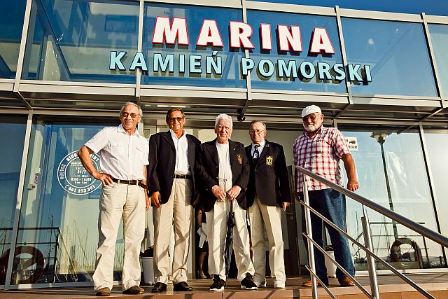 uczestnicy rejsu z kapitanem Michalskim Zwem Morza dookoła świata - spotkanie po latach